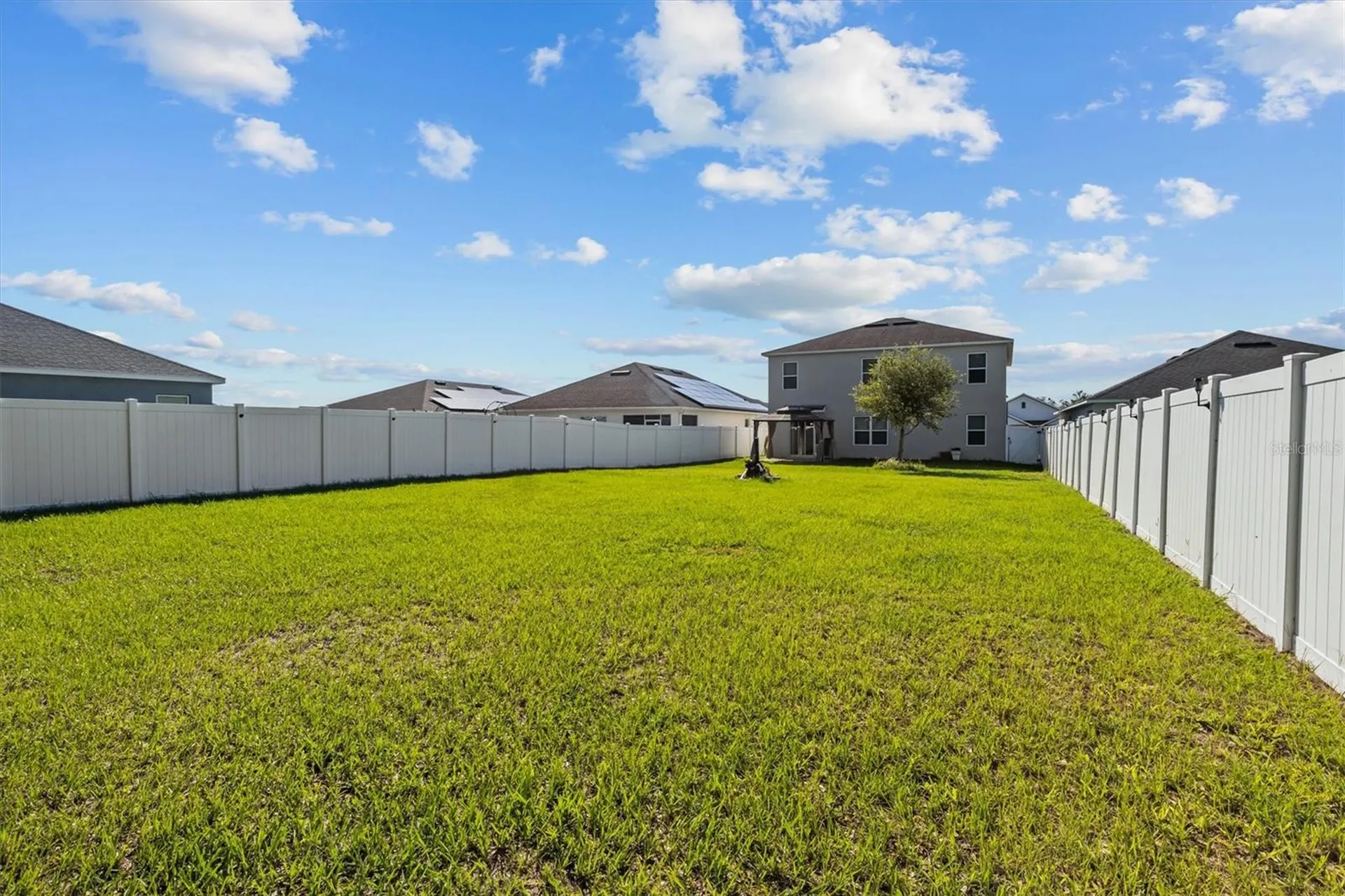 323 Harbour Way Mulberry FL 33860
