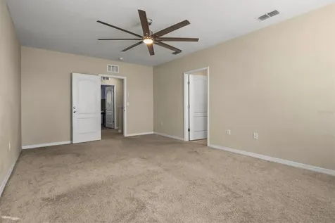 323 Harbour Way Mulberry FL 33860