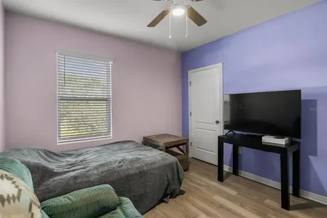 323 Harbour Way Mulberry FL 33860