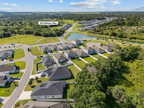 323 Harbour Way Mulberry FL 33860