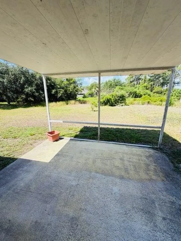 450 Topeka Palm Bay FL 32908