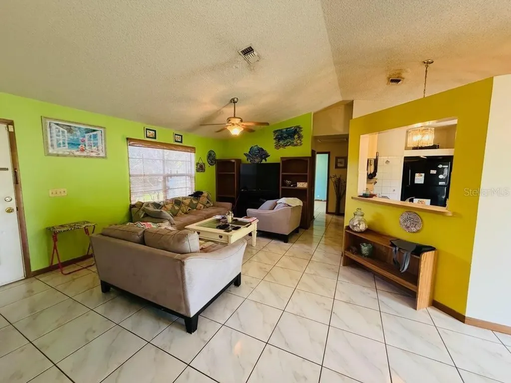 450 Topeka Palm Bay FL 32908