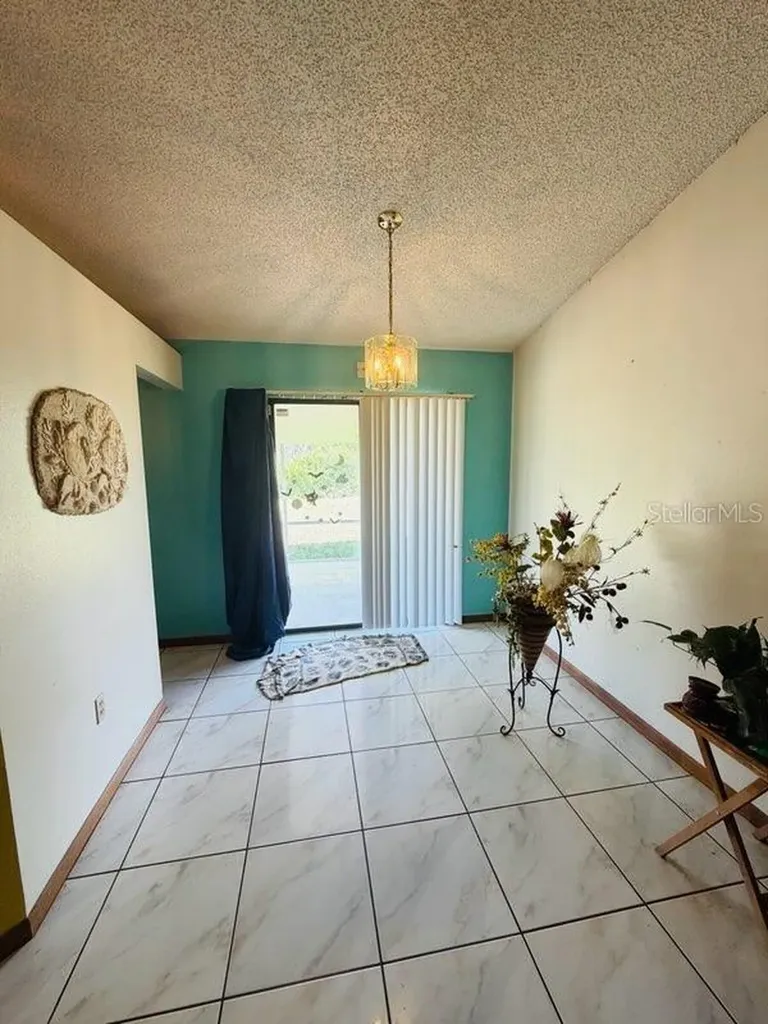 450 Topeka Palm Bay FL 32908