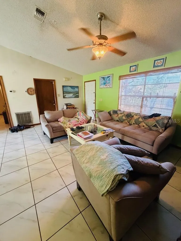 450 Topeka Palm Bay FL 32908