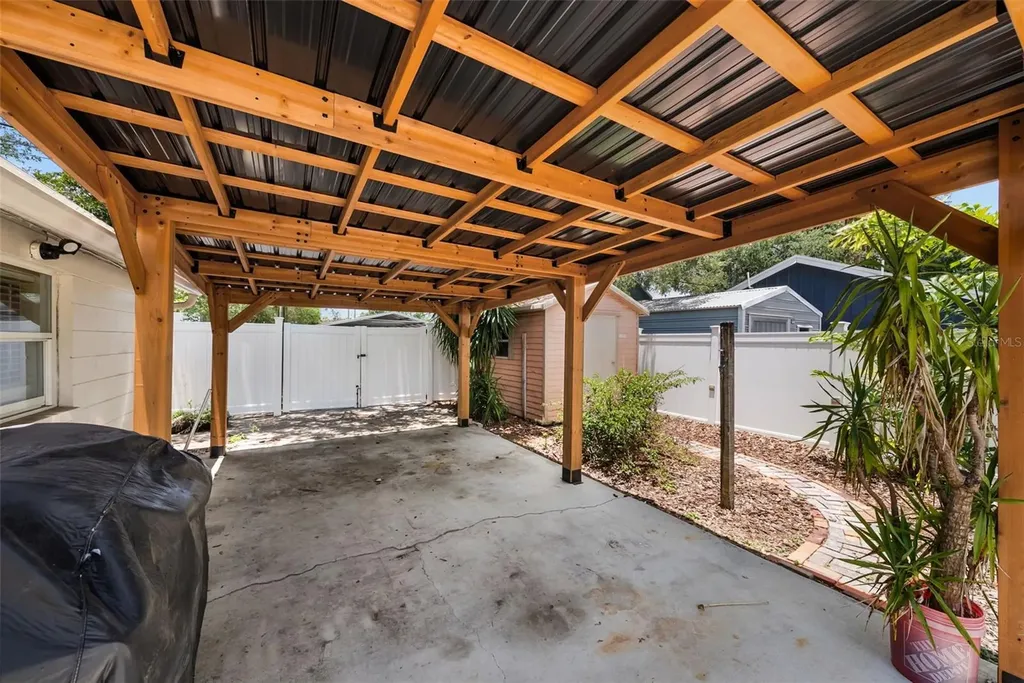3712 N Clearfield Avenue Tampa FL 33603