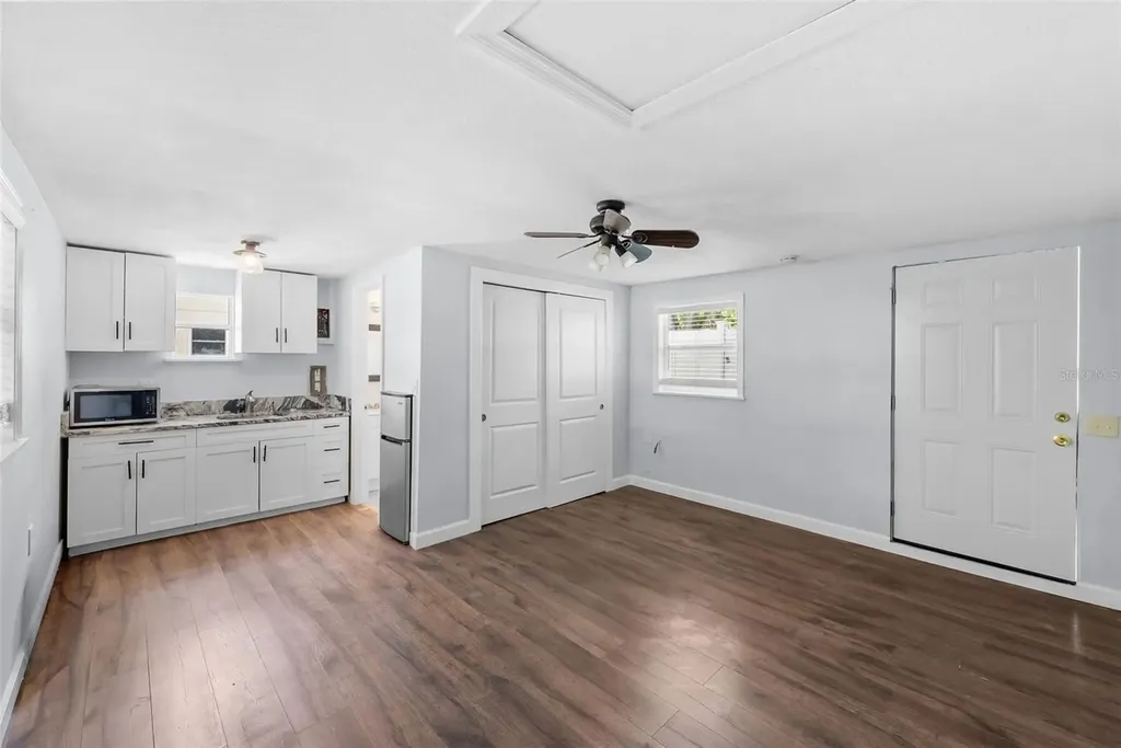3712 N Clearfield Avenue Tampa FL 33603