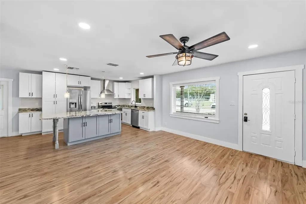 3712 N Clearfield Avenue Tampa FL 33603