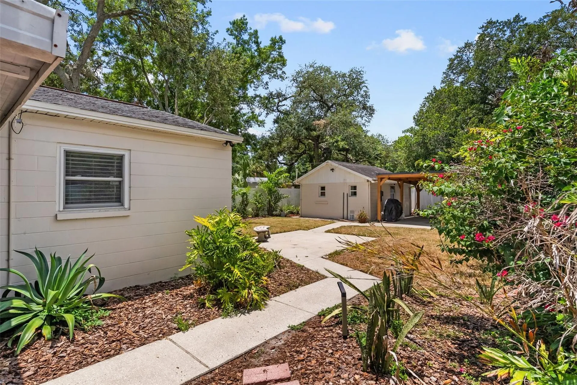 3712 N Clearfield Avenue Tampa FL 33603