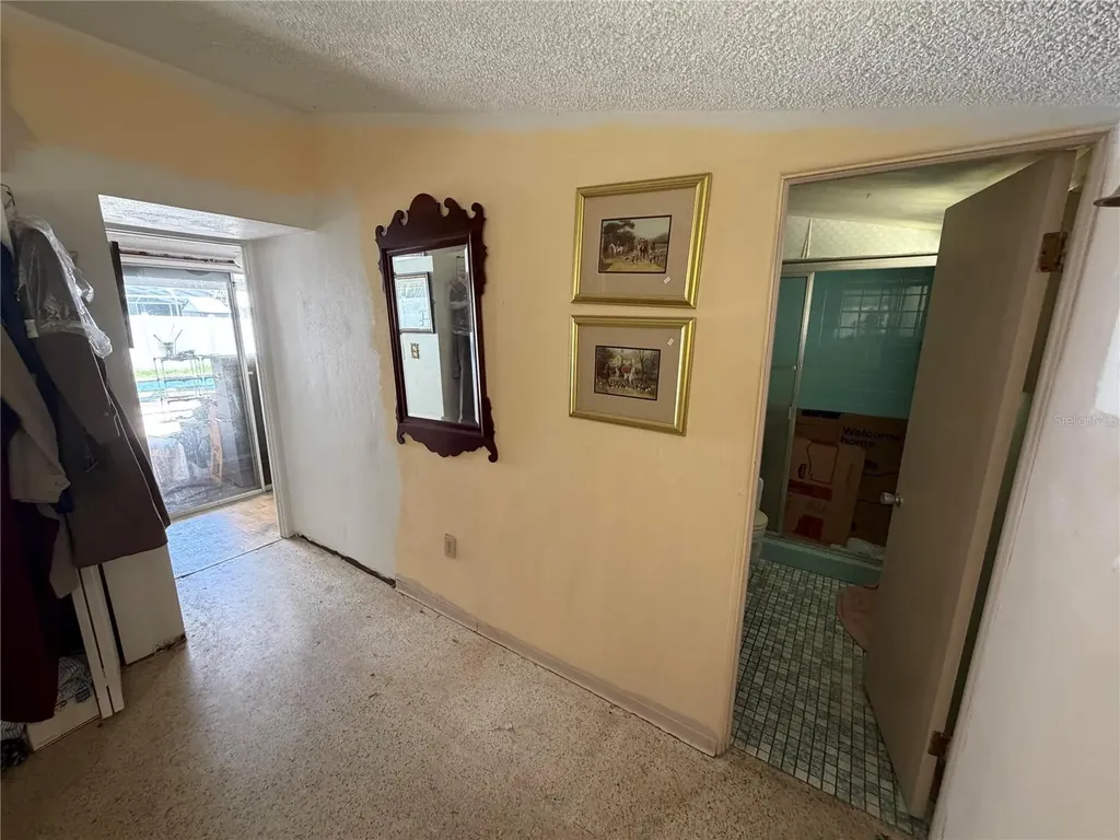 6710 Mango Avenue S St Petersburg FL 33707