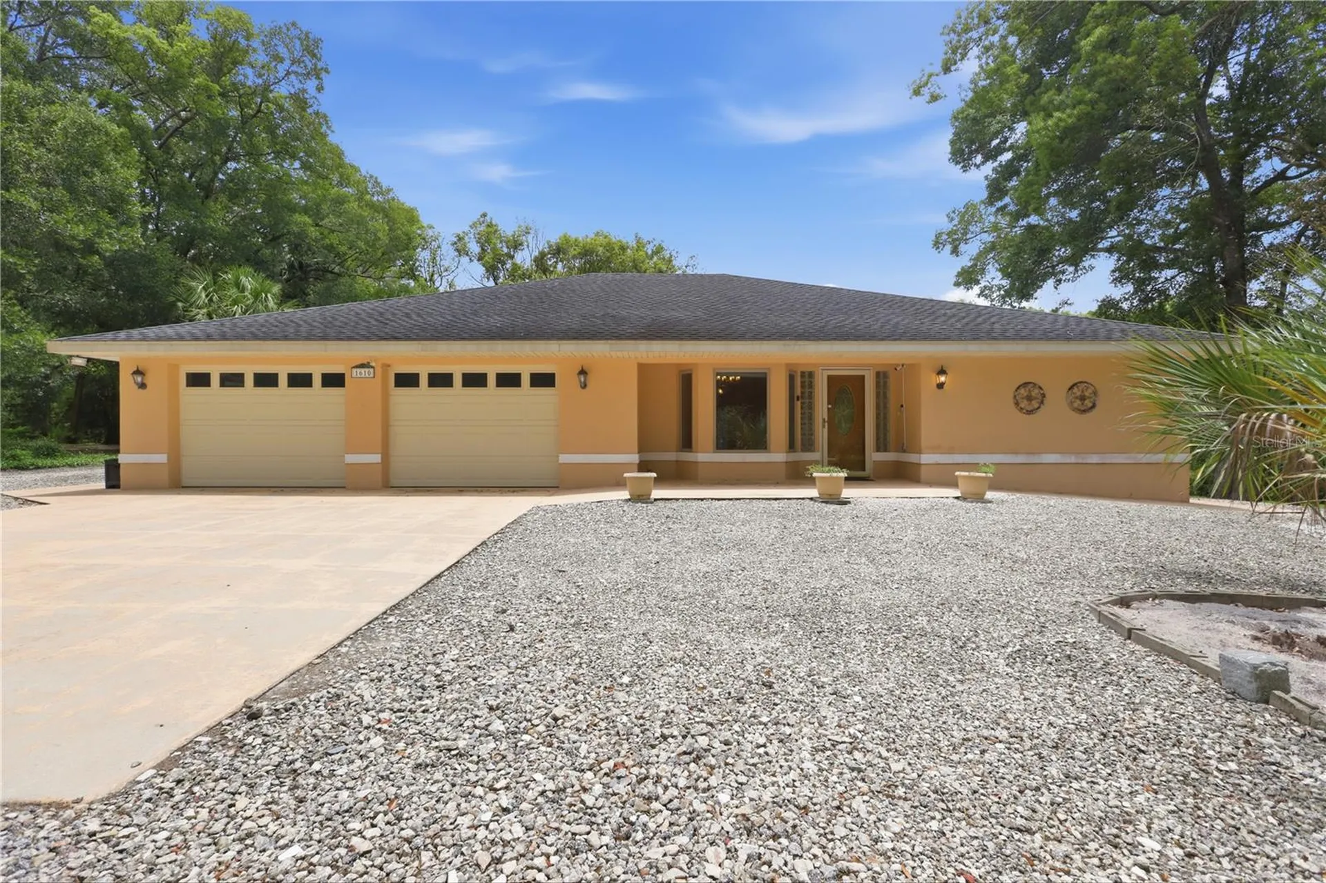 1610 Strathcona Avenue Deland FL 32720