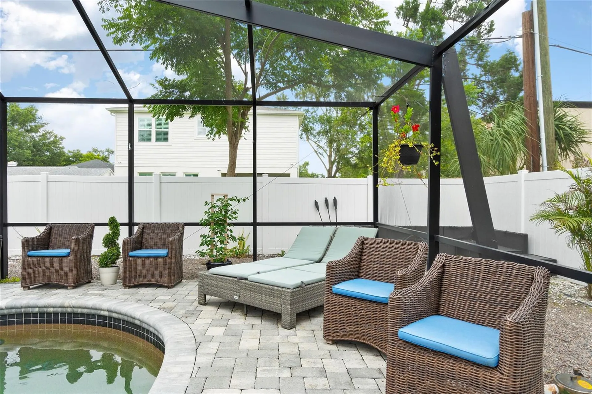 3601 W Dale Avenue Tampa FL 33609