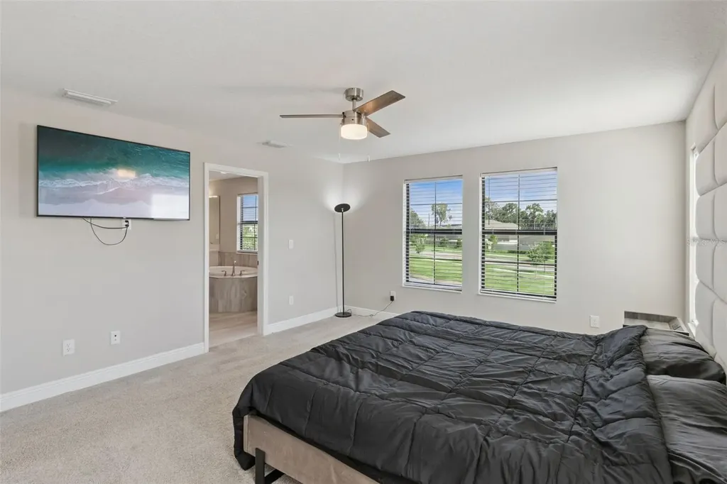 14825 Paddock Pond Avenue Lithia FL 33547