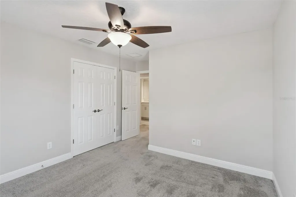 14825 Paddock Pond Avenue Lithia FL 33547