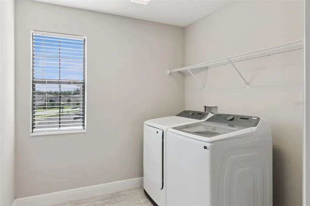 14825 Paddock Pond Avenue Lithia FL 33547