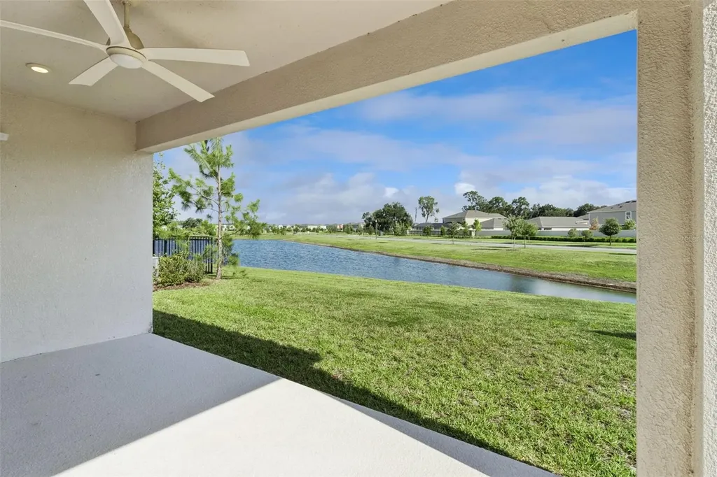 14825 Paddock Pond Avenue Lithia FL 33547