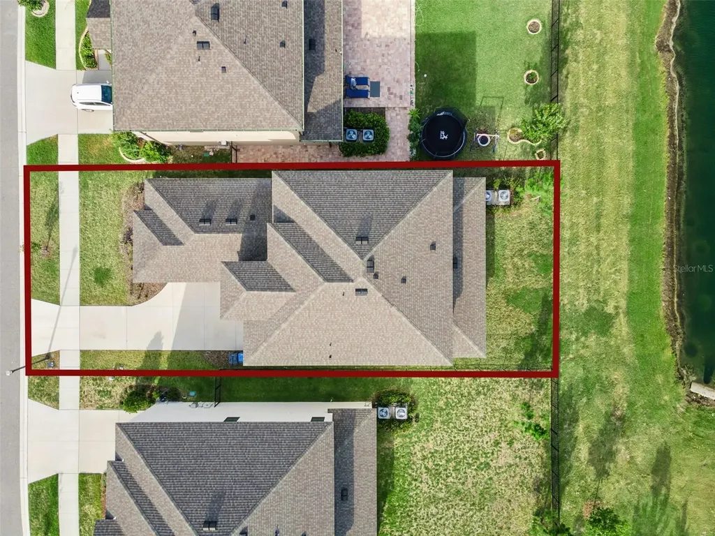 14825 Paddock Pond Avenue Lithia FL 33547