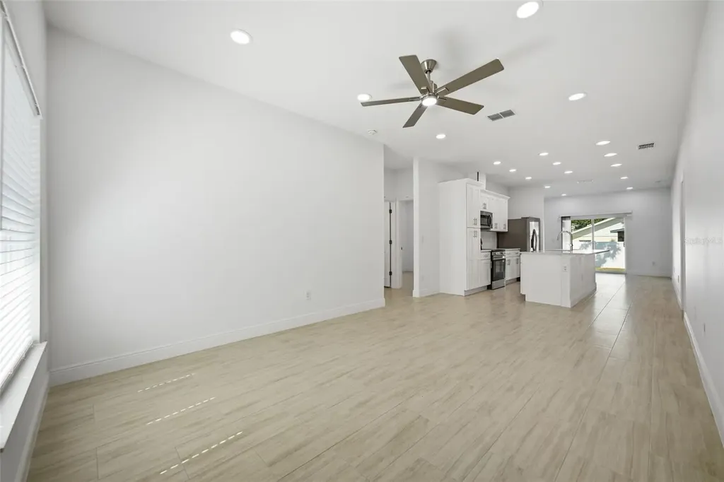 4510 N 42nd Street Tampa FL 33610