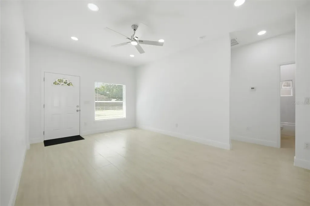 4510 N 42nd Street Tampa FL 33610