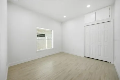 4510 N 42nd Street Tampa FL 33610