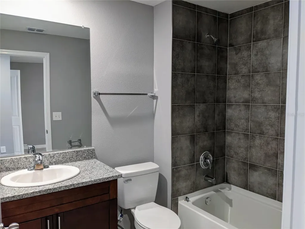 9771 Pembrooke Pines Drive Ruskin FL 33573