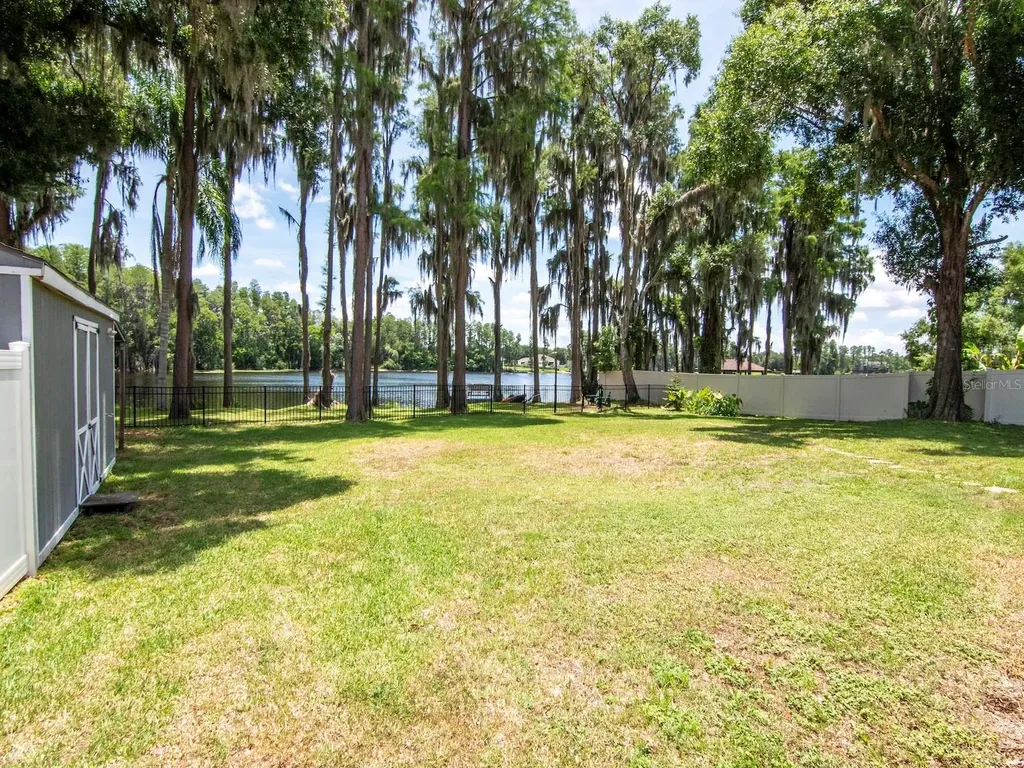 219 Willow Bend Parkway Lutz FL 33549