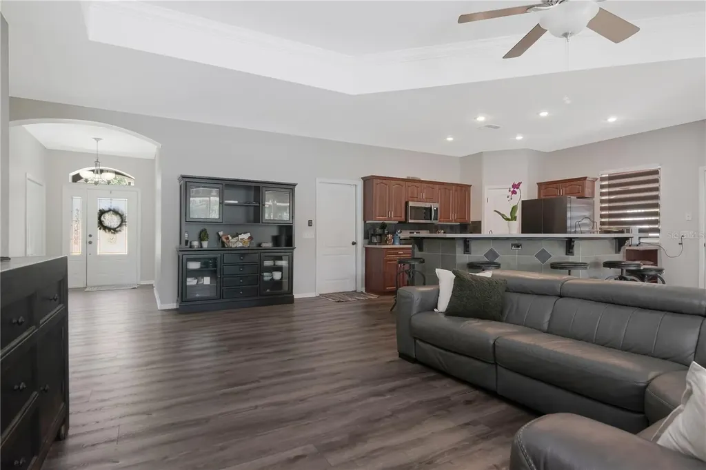 219 Willow Bend Parkway Lutz FL 33549