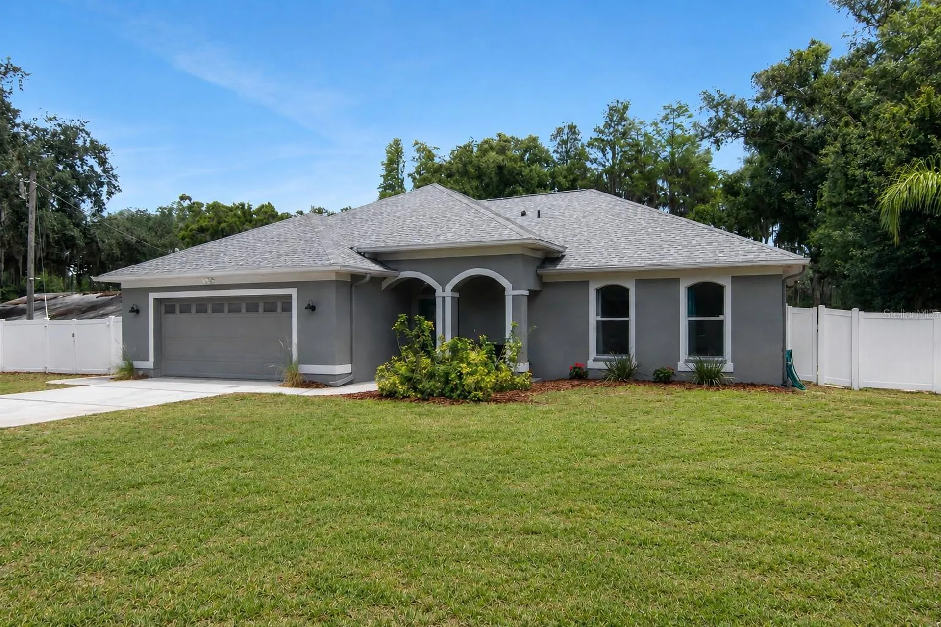 219 Willow Bend Parkway Lutz FL 33549