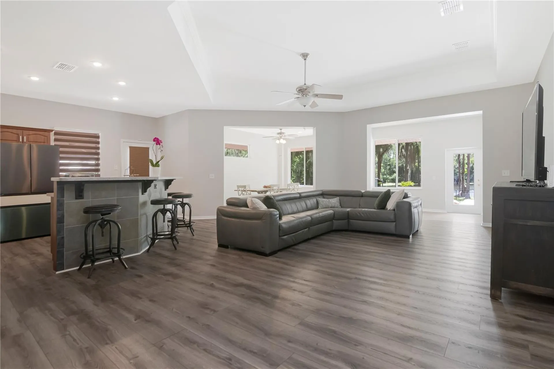 219 Willow Bend Parkway Lutz FL 33549