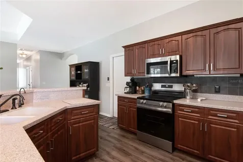 219 Willow Bend Parkway Lutz FL 33549