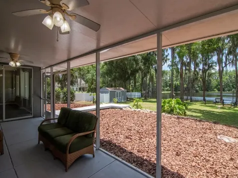 219 Willow Bend Parkway Lutz FL 33549
