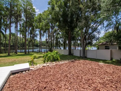 219 Willow Bend Parkway Lutz FL 33549