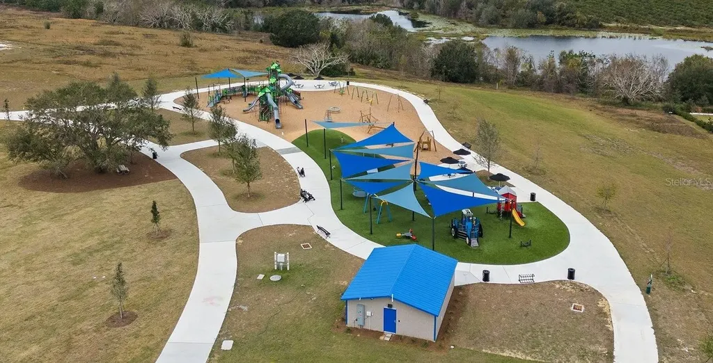 187 Puma Loop Groveland FL 34736
