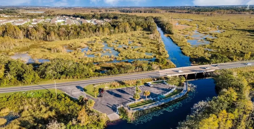 187 Puma Loop Groveland FL 34736
