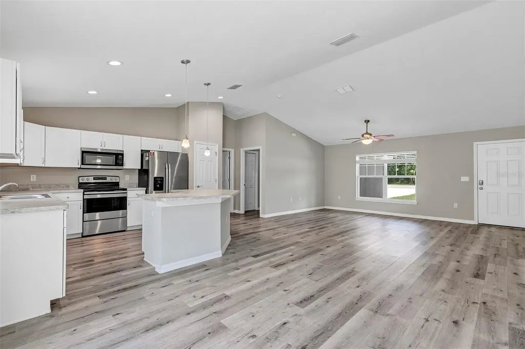 21512 SW Rainbow Lakes Boulevard Dunnellon FL 34431
