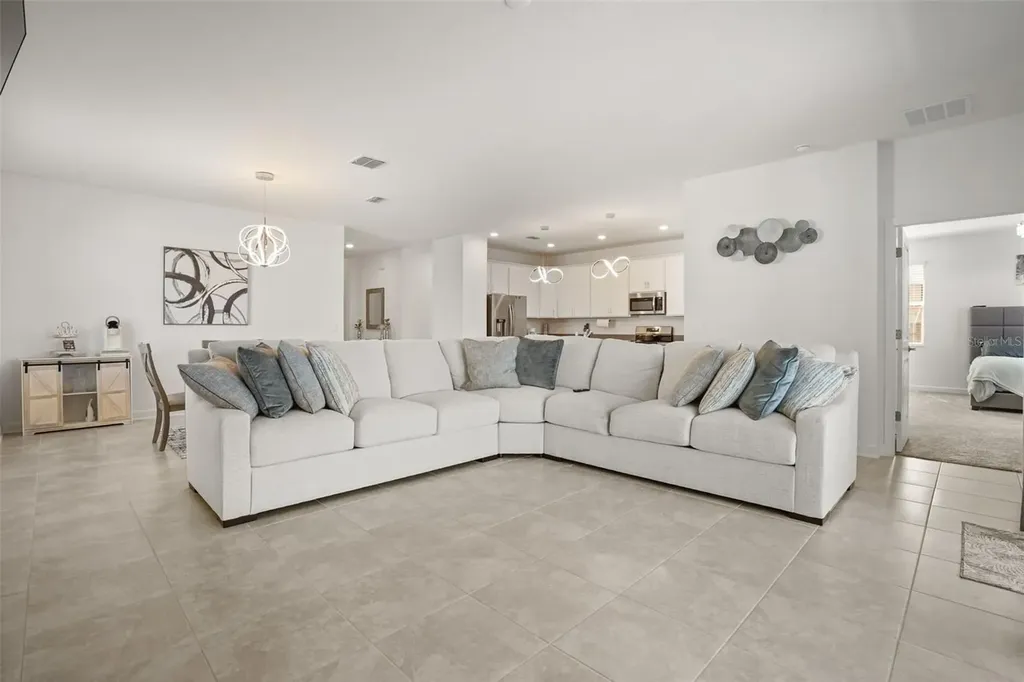 5256 Dagenham Drive Davenport FL 33837