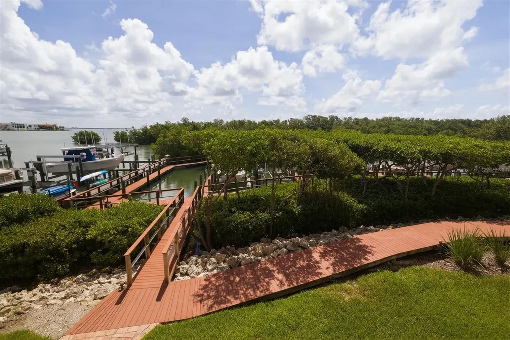 1645 Pinellas Bayway S Tierra Verde FL 33715