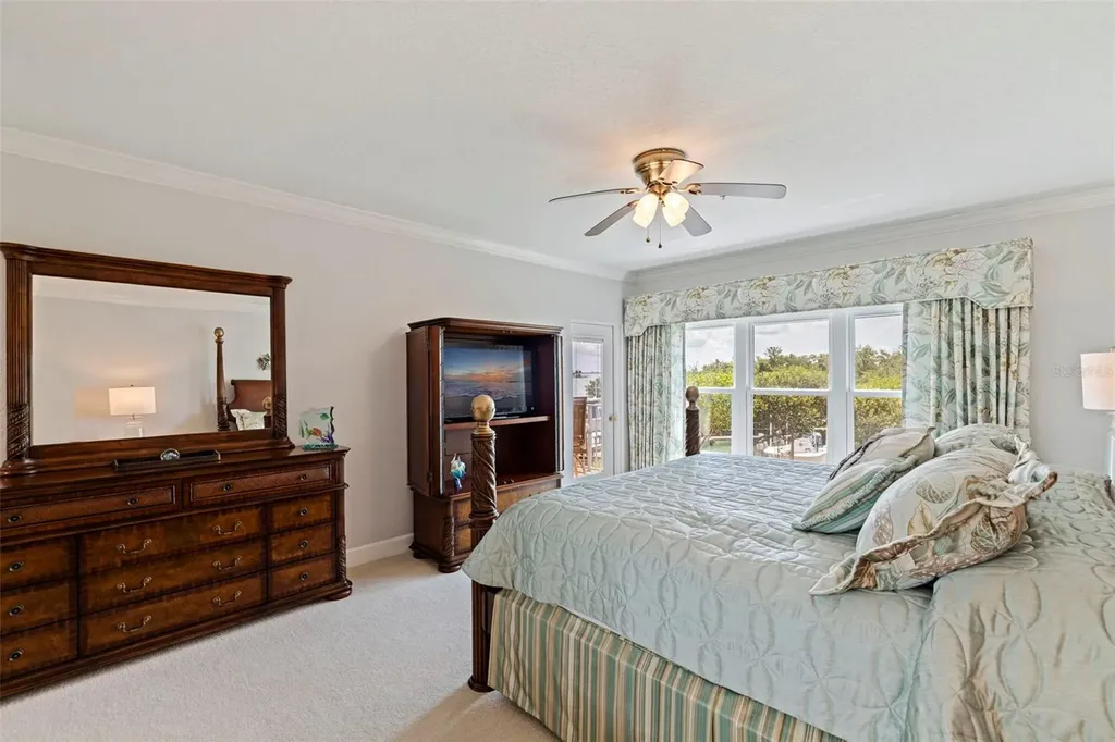 1645 Pinellas Bayway S Tierra Verde FL 33715