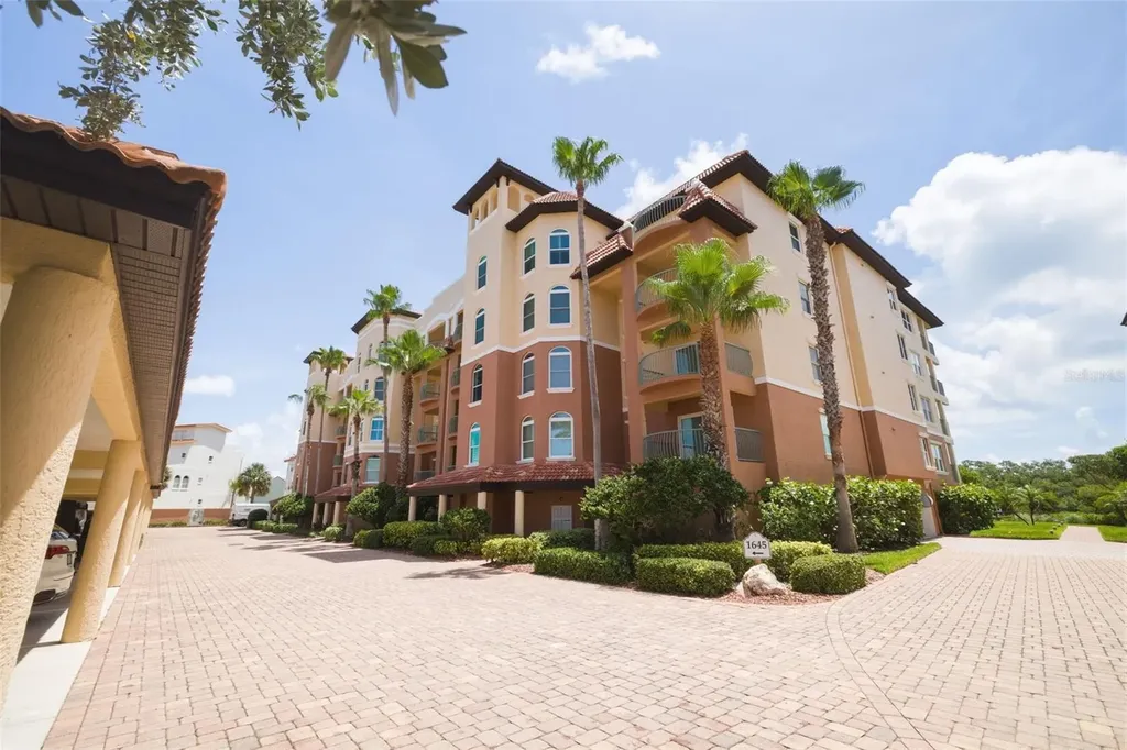 1645 Pinellas Bayway S Tierra Verde FL 33715