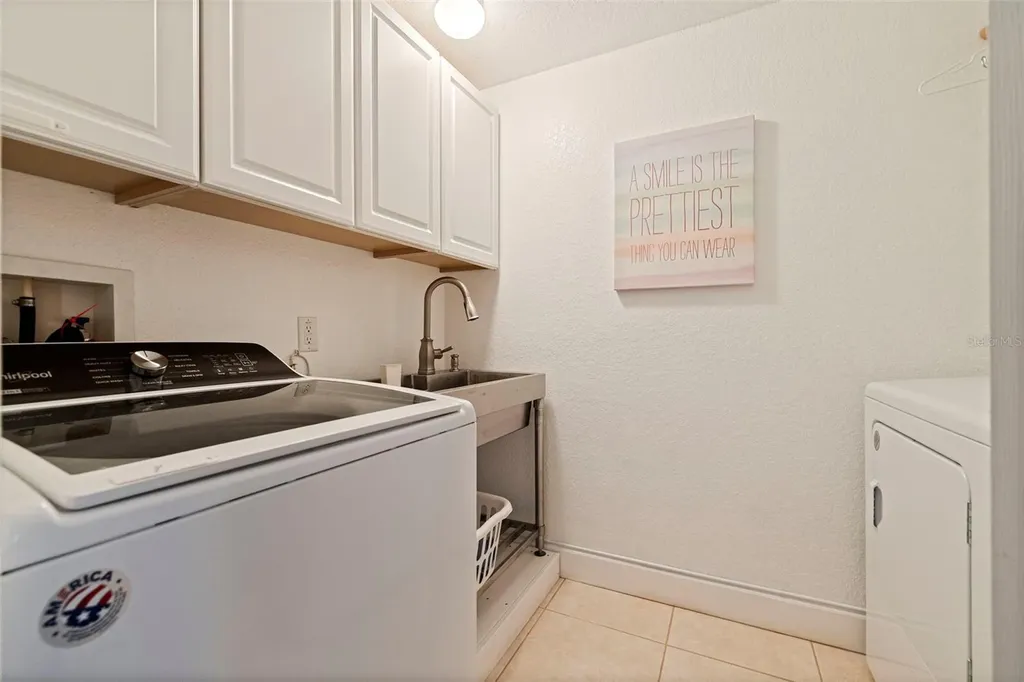 1645 Pinellas Bayway S Tierra Verde FL 33715