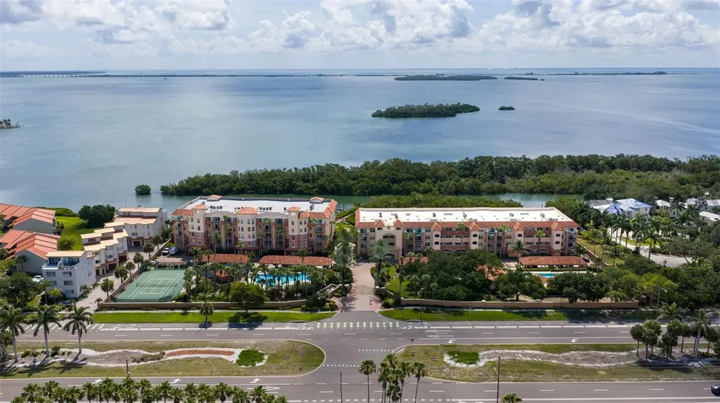 1645 Pinellas Bayway S Tierra Verde FL 33715
