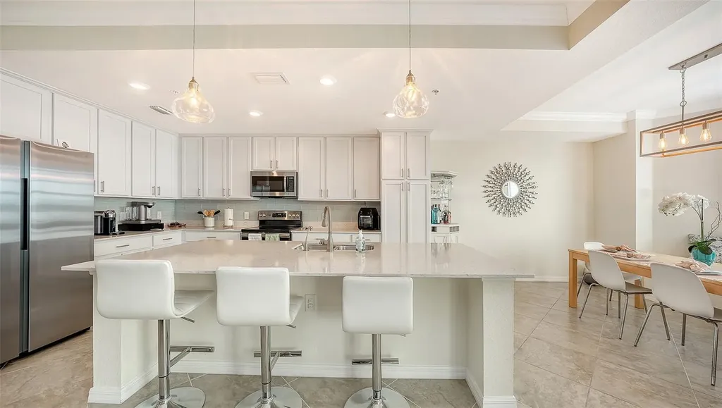 1020 Tidewater Shores Loop Bradenton FL 34208