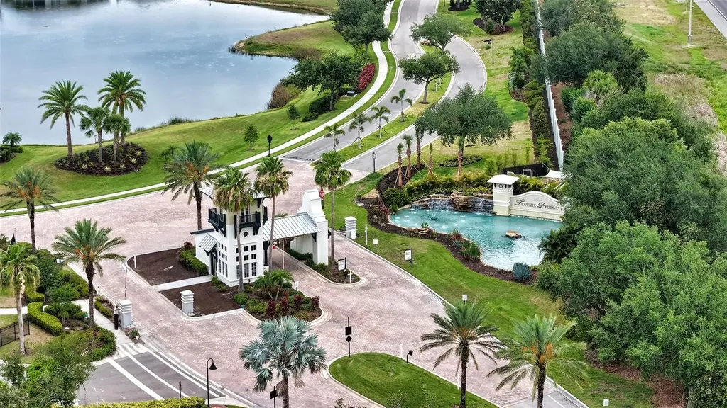 1020 Tidewater Shores Loop Bradenton FL 34208