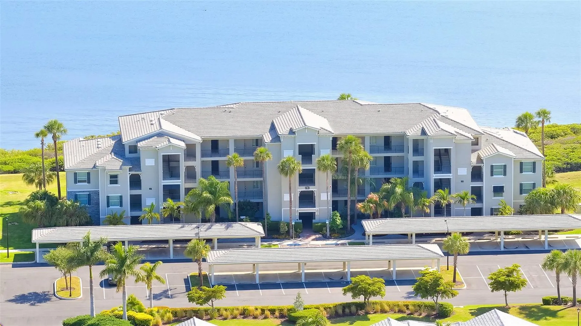 1020 Tidewater Shores Loop Bradenton FL 34208