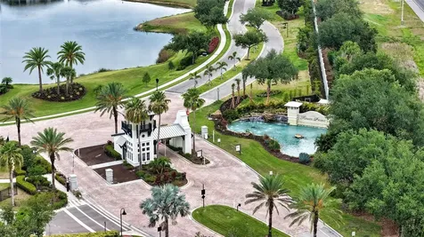 1020 Tidewater Shores Loop Bradenton FL 34208