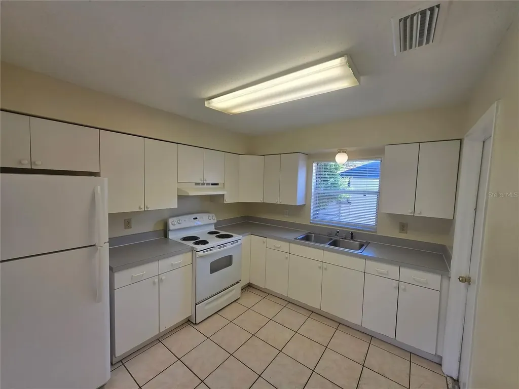 7334 Ponderosa Drive Tampa FL 33637