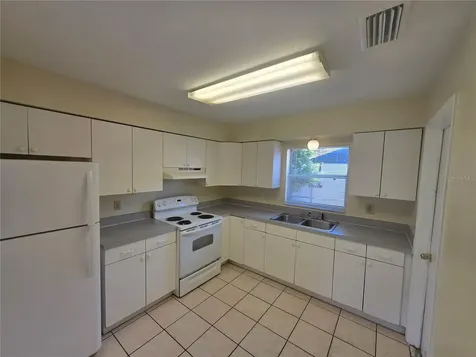 7334 Ponderosa Drive Tampa FL 33637