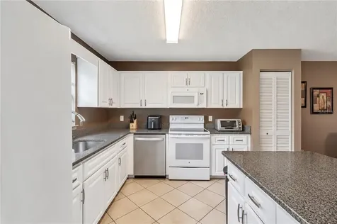 9692 SW 95th Court Ocala FL 34481