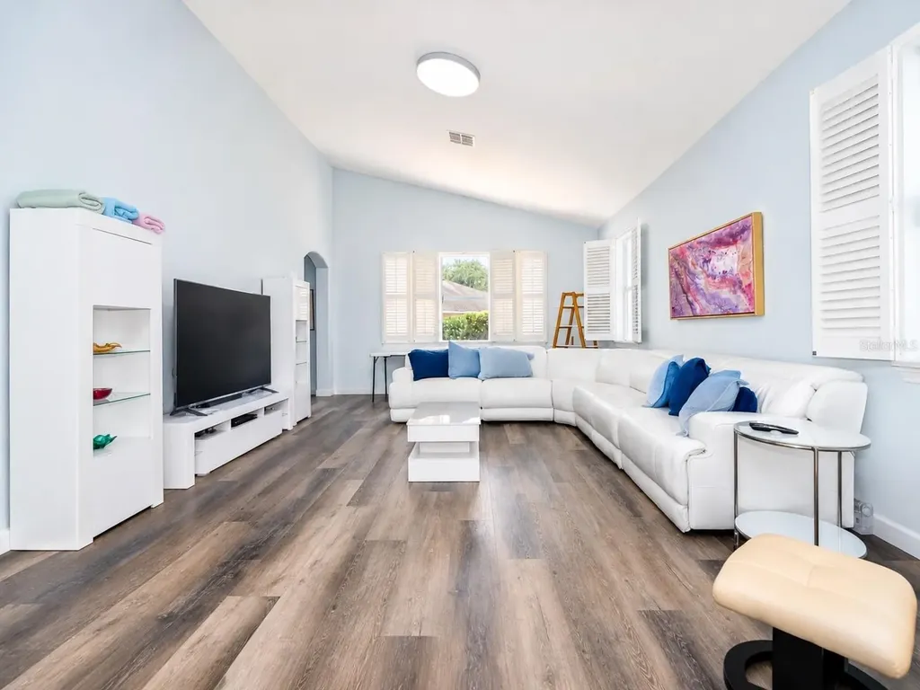 2106 Stillington Street Orlando FL 32835