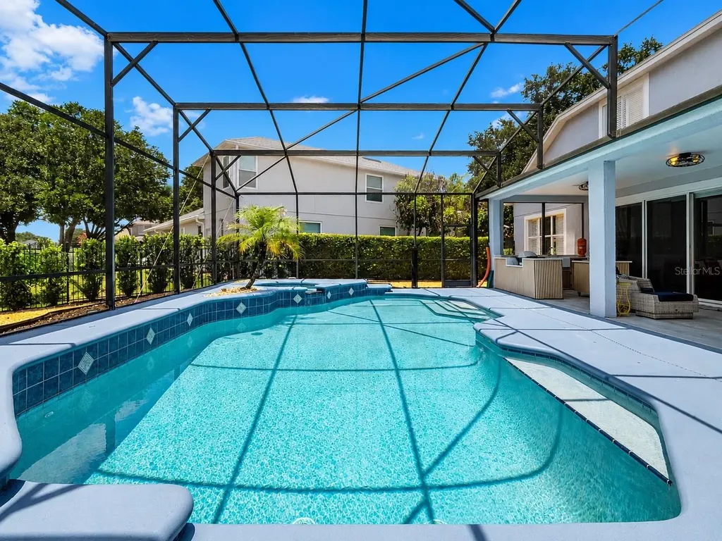 2106 Stillington Street Orlando FL 32835