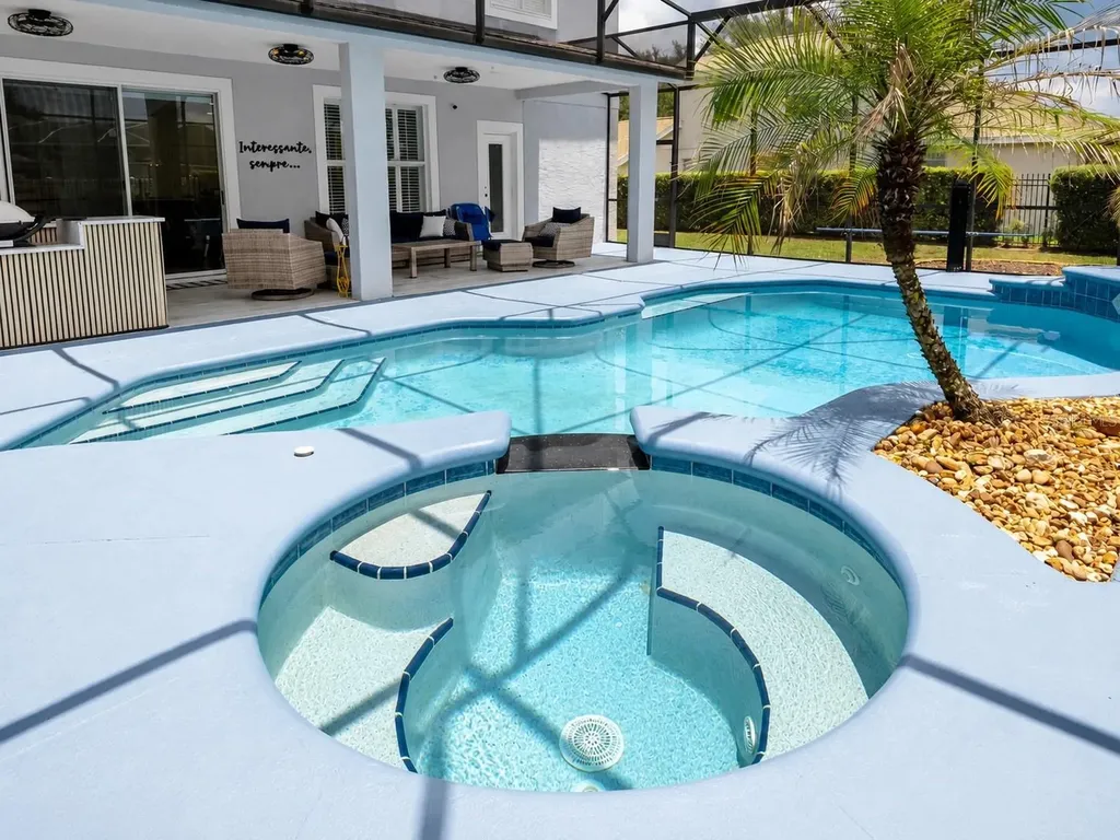 2106 Stillington Street Orlando FL 32835